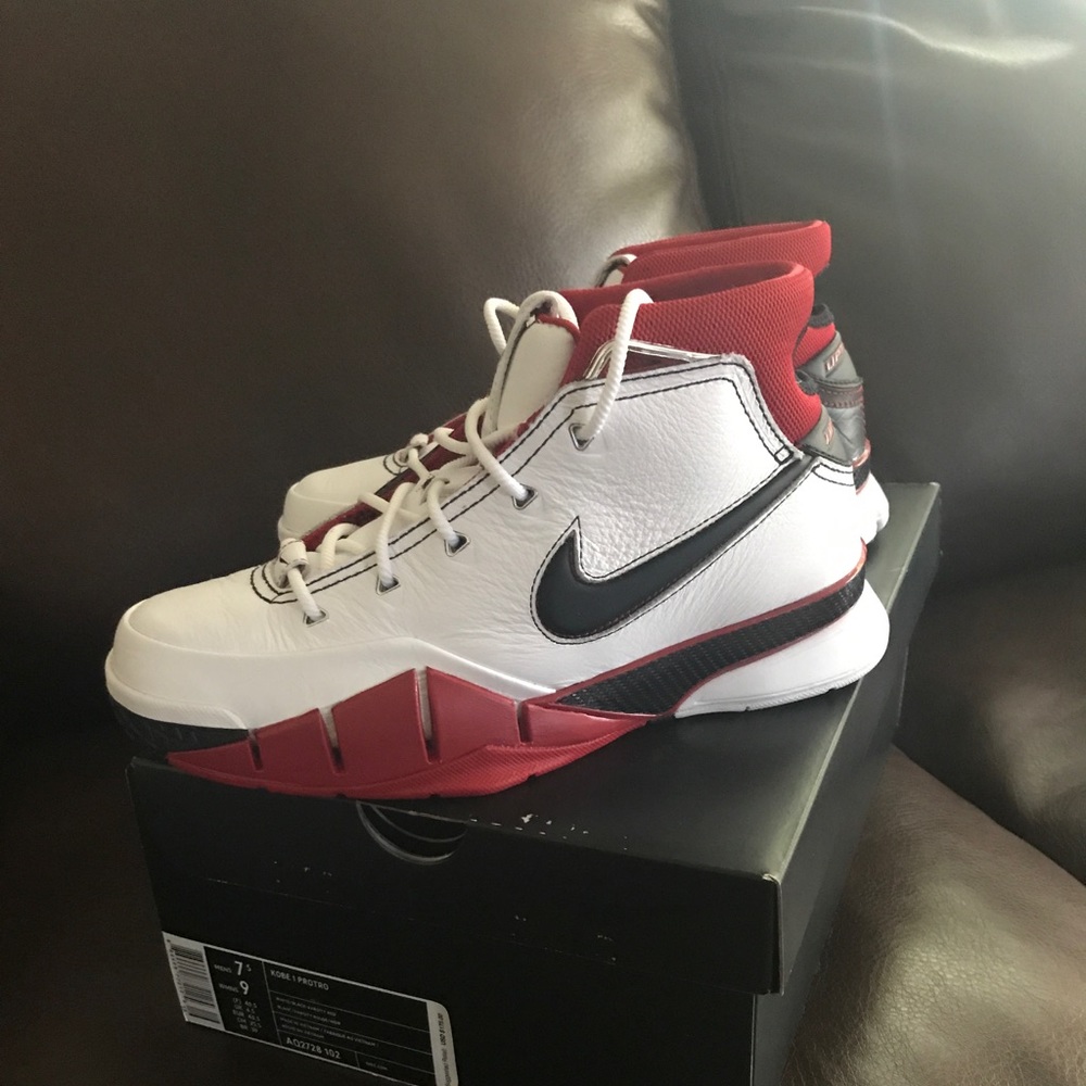 Gently used Kobe 1 Protro